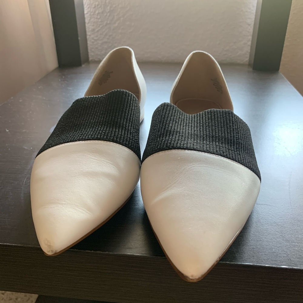 Stunning Nine West Flats!